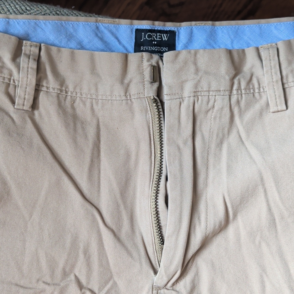 J. Crew Men's Light Tan Flat Front Chino Shorts 🩵 - Picture 3 of 6